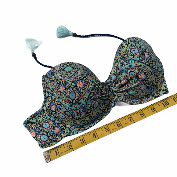 Victoria's Secret Bikini Swim Top w/ tassels 32C - Picture 4 of 5